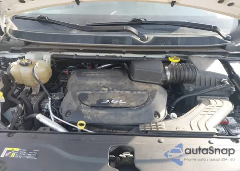 2017 Chrysler Pacifica Touring z USA, uszkodzony, nr VIN 2C4RC1DG8HR676712